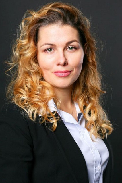 Антонина Рослякова - Специалист департамента элитной недвижимости